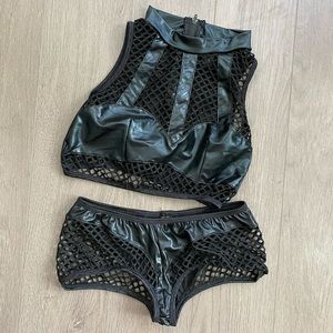 Two piece dance costume set
